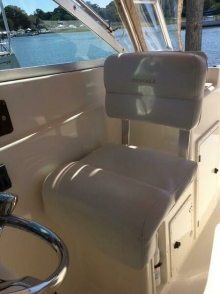 Asolare 28ft Pursuit Yacht For Sale
