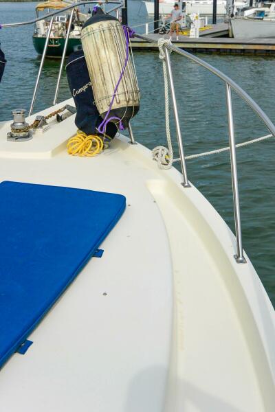 1989 Tollycraft Cockpit