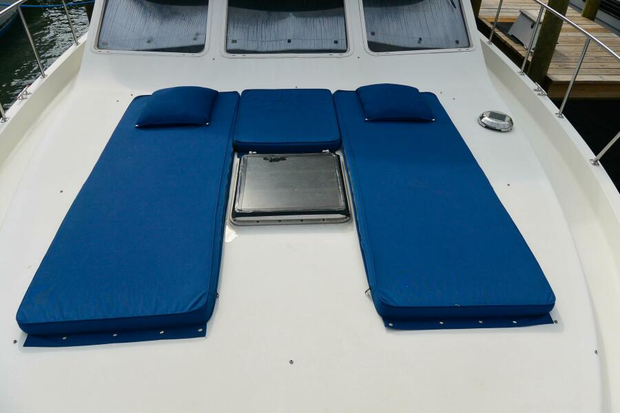 1989 Tollycraft Cockpit