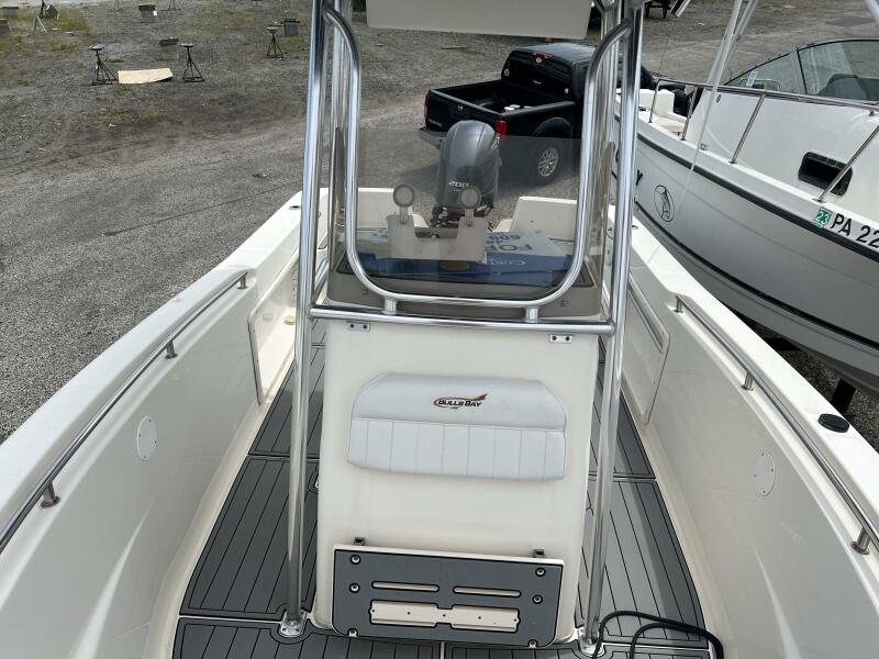 2017 Bulls Bay 230 CC