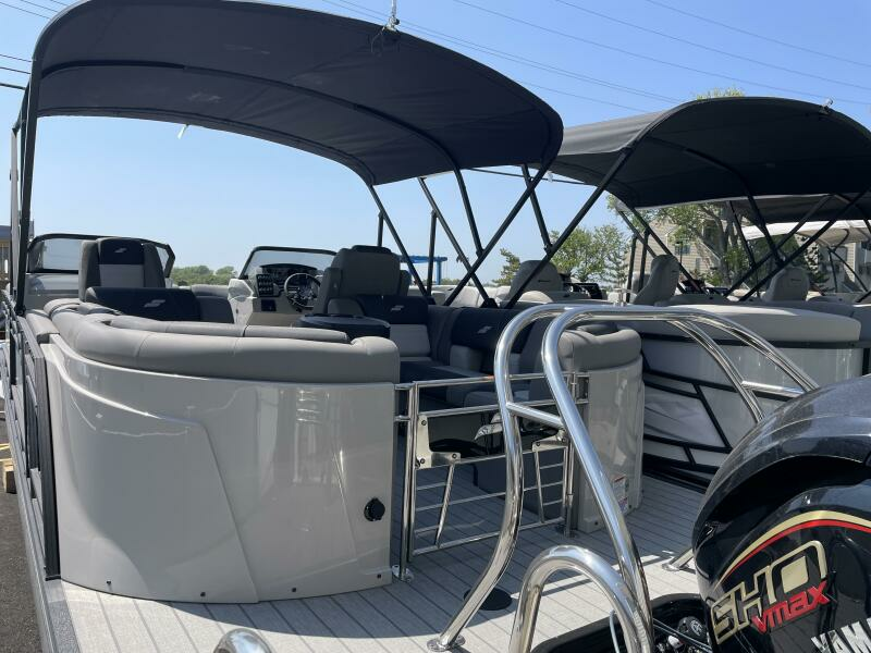 25ft Starcraft Yacht For Sale