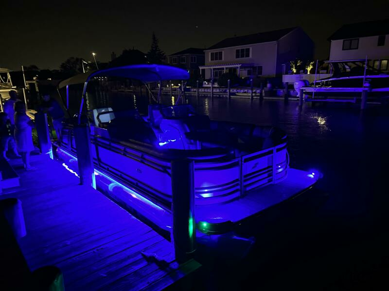 25ft Starcraft Yacht For Sale