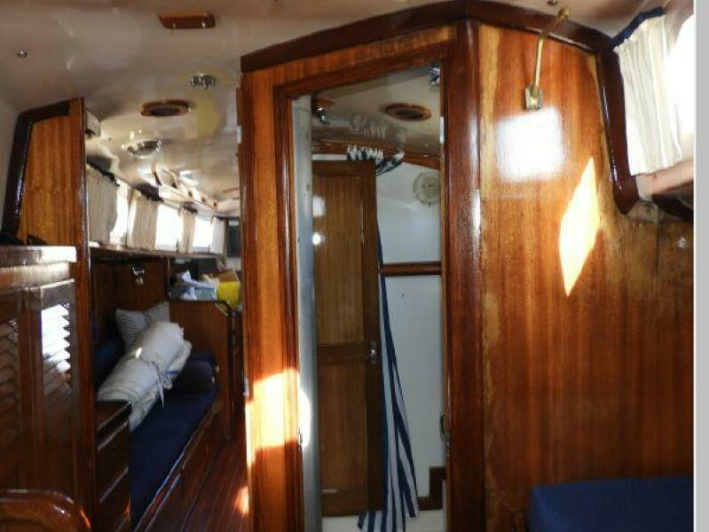 40ft Bristol Yacht For Sale