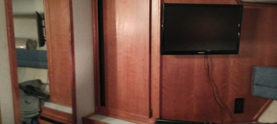 1989 Sea Ray 44 Aft Cabin