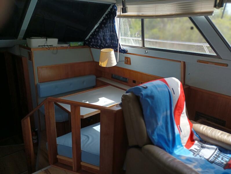 1989 Sea Ray 44 Aft Cabin