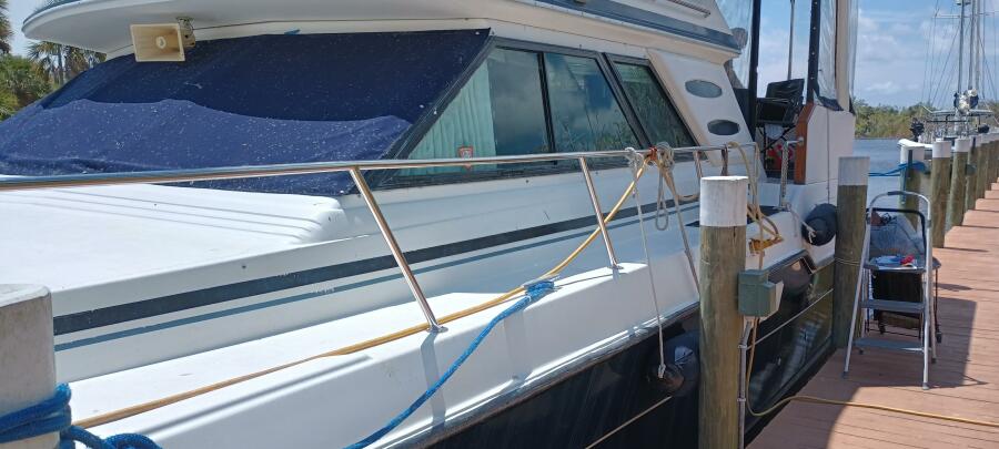 1989 Sea Ray 44 Aft Cabin
