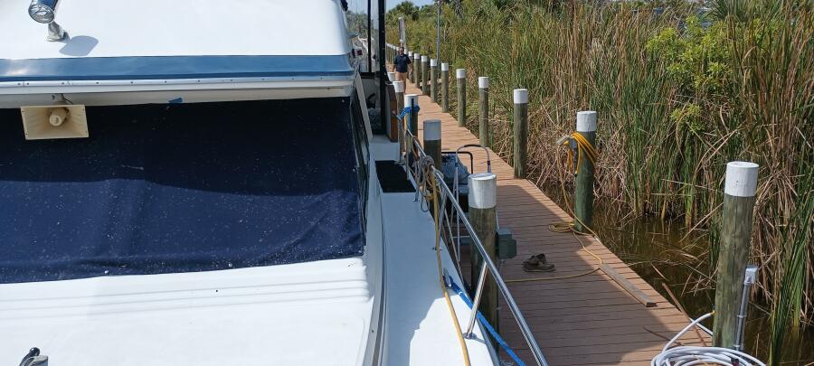 1989 Sea Ray 44 Aft Cabin