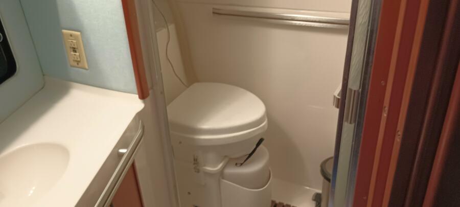 1989 Sea Ray 44 Aft Cabin