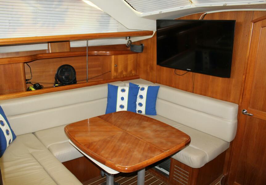 2006 Hunter