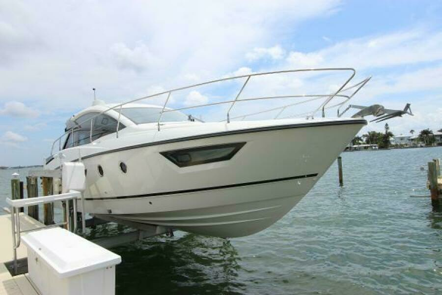 40ft Beneteau Yacht For Sale