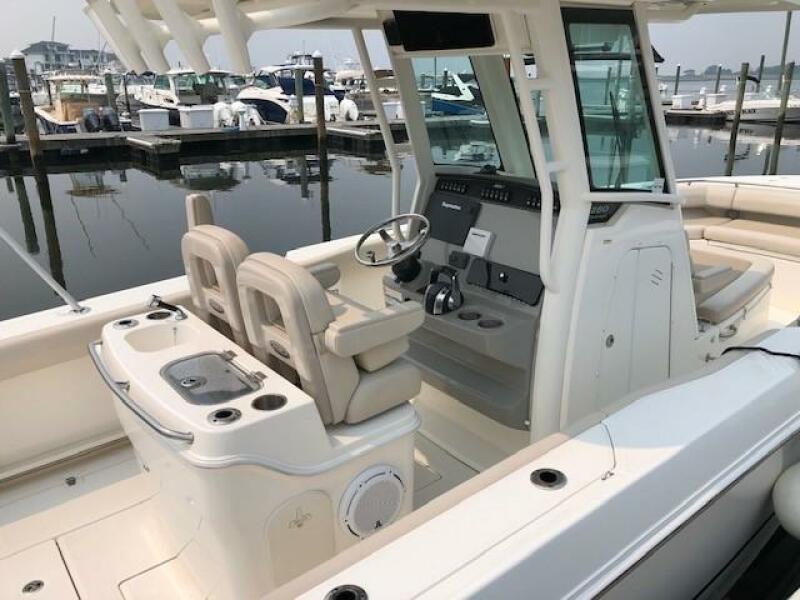 2016 Boston Whaler 28' 280 Outrage, For Sale in Rumson, New Jersey