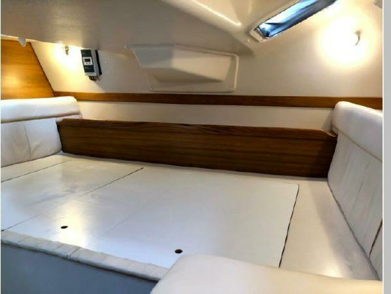 2004 Catalina 387