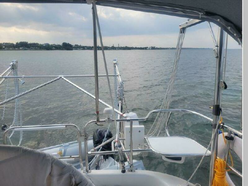 2004 Catalina 387