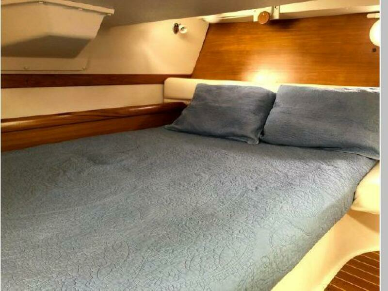 2004 Catalina 387