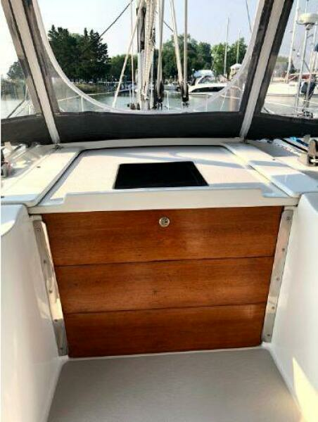 2004 Catalina 387