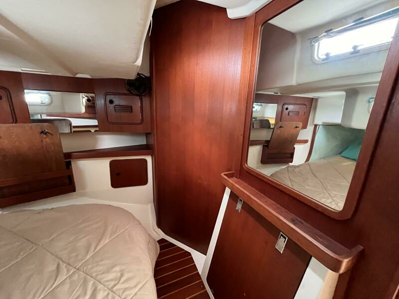 40ft C amp C Yacht For Sale