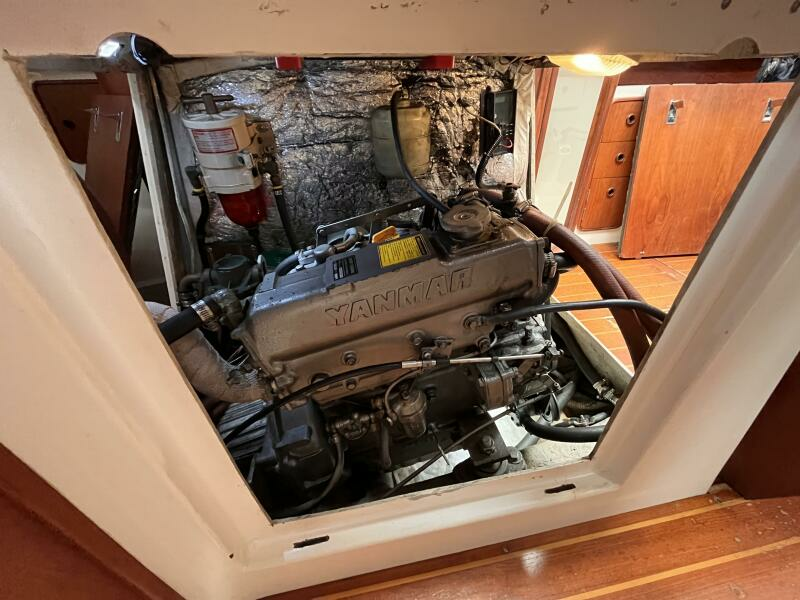 40ft C amp C Yacht For Sale