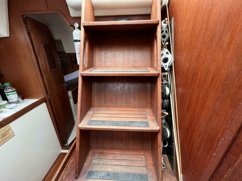 40ft C amp C Yacht For Sale