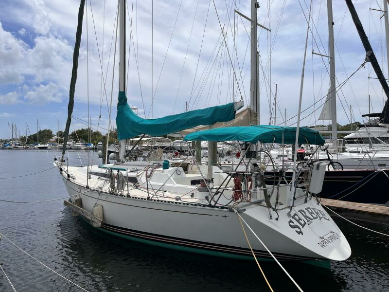 40ft C amp C Yacht For Sale