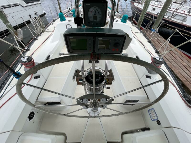 40ft C amp C Yacht For Sale