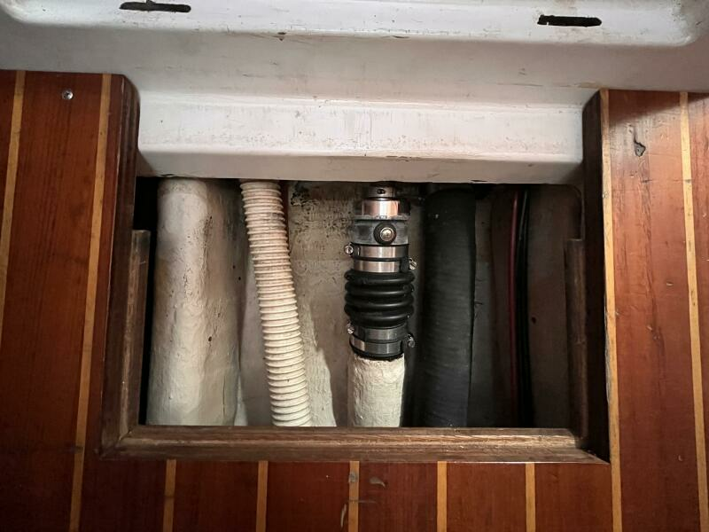 40ft C amp C Yacht For Sale