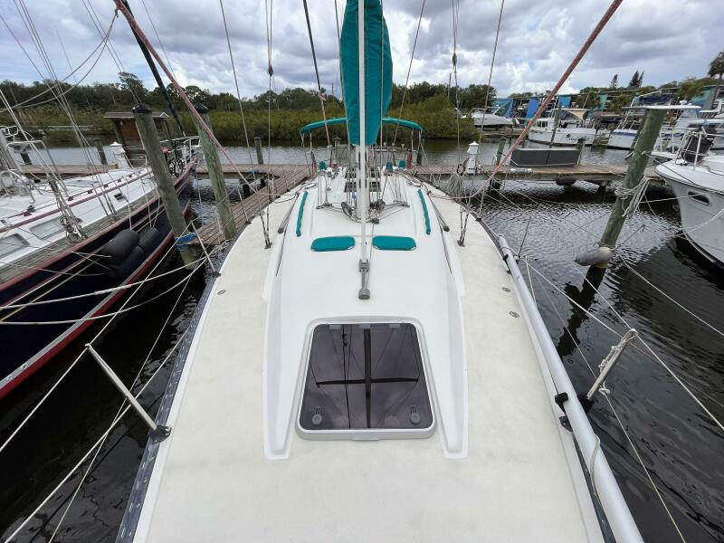 40ft C amp C Yacht For Sale