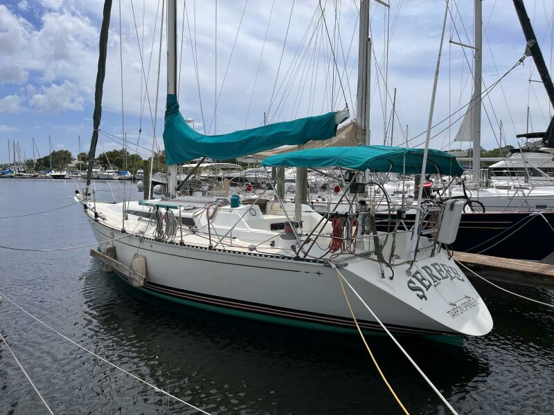 40ft C amp C Yacht For Sale