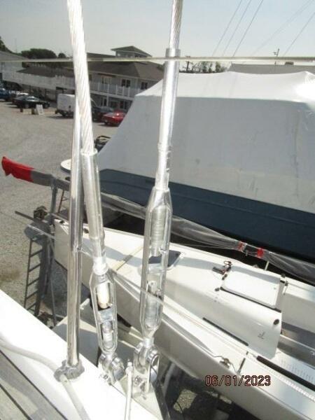 49' Hanse standing rigging1
