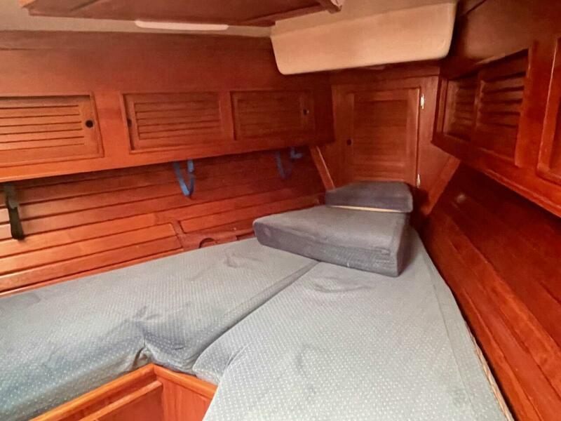 1985 Bristol 38.8