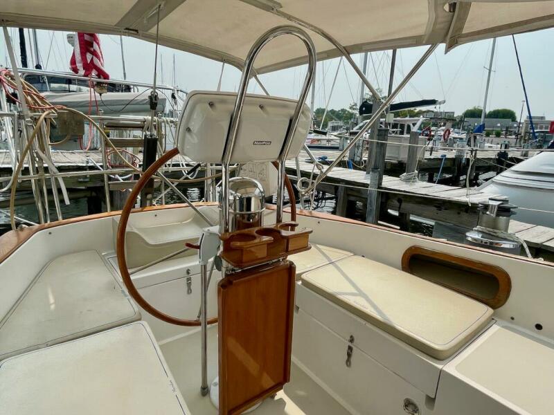 1985 Bristol 38.8