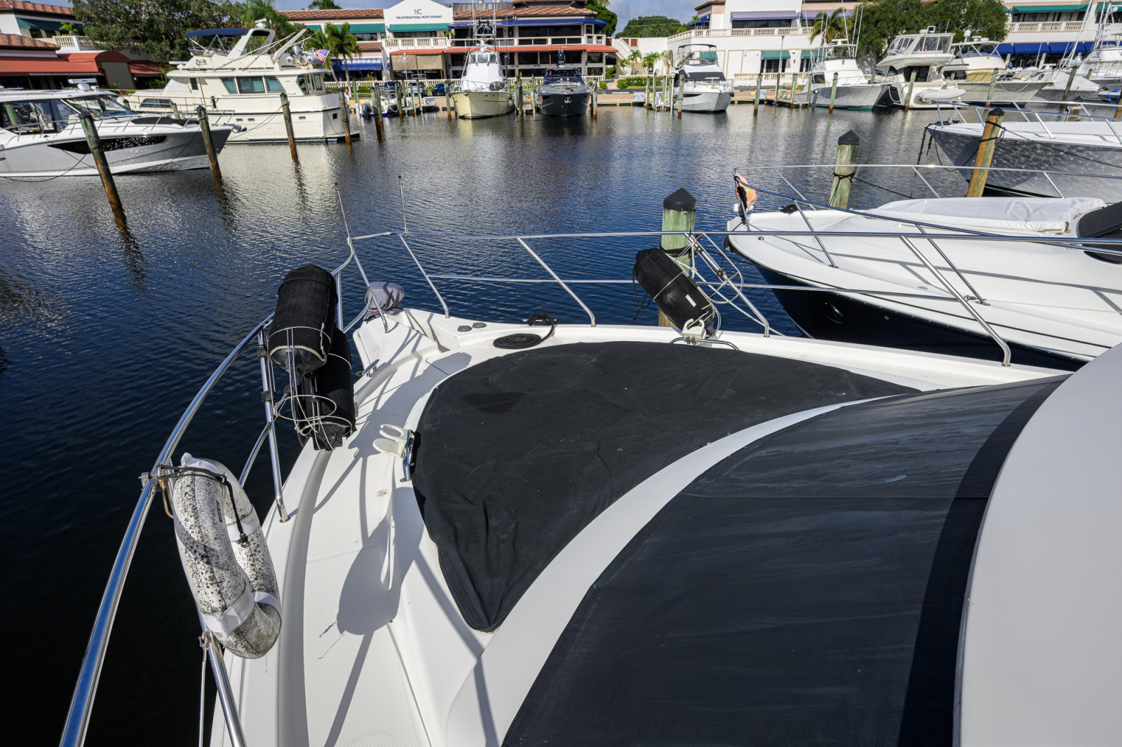2005 Silverton 39 Motor Yacht