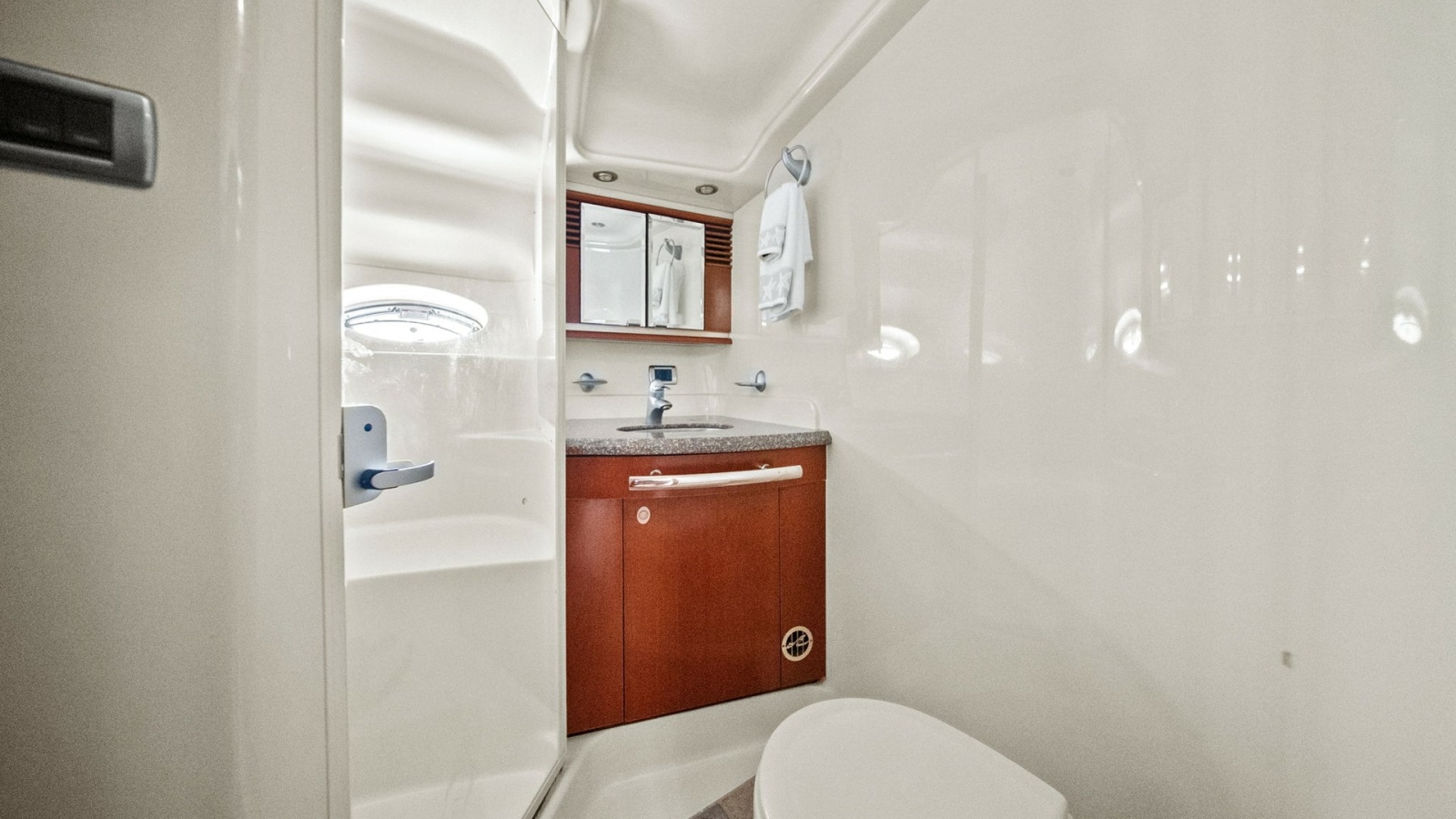 2005 Sea Ray Sundancer 500