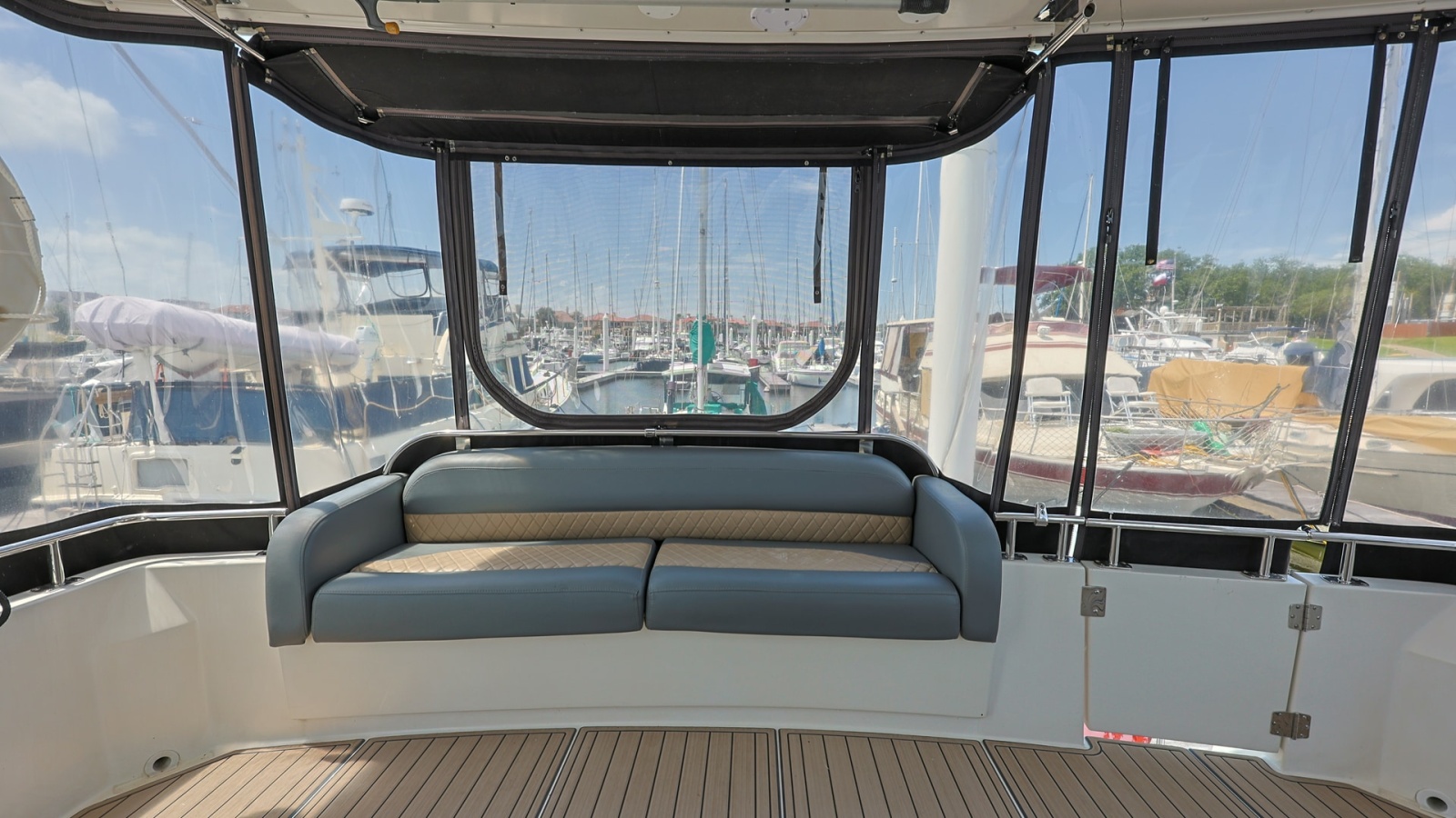 Enclosed Aft Deck Seating Area