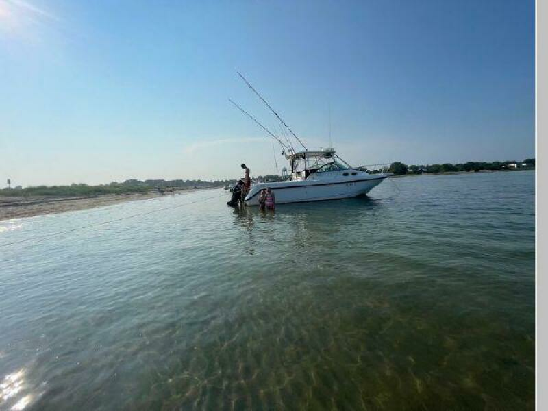 2001 Boston Whaler 
