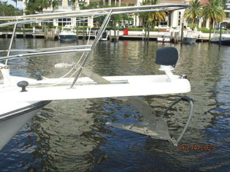 47' Bayliner anchor2