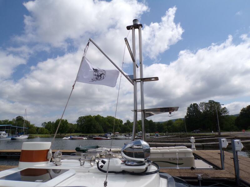 Miss Baker 2017 Ranger Tugs R-21EC cabin top