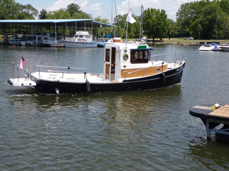 Miss Baker 2017 Ranger Tugs R-21EC side view