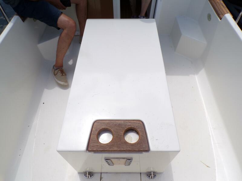 Miss Baker 2017 Ranger Tugs R-21EC Engine box