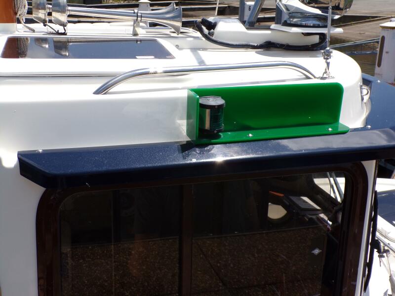 Miss Baker 2017 Ranger Tugs R-21EC Nav light starbord