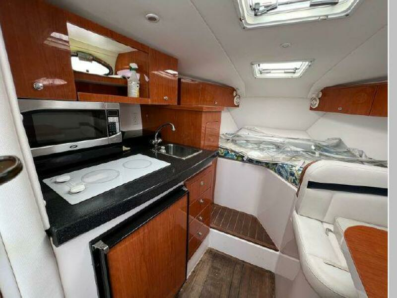 2001 Pro-Line 33 Express