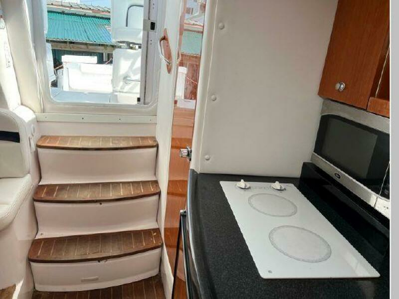 2001 Pro-Line 33 Express