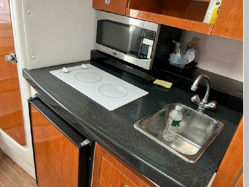 2001 Pro-Line 33 Express