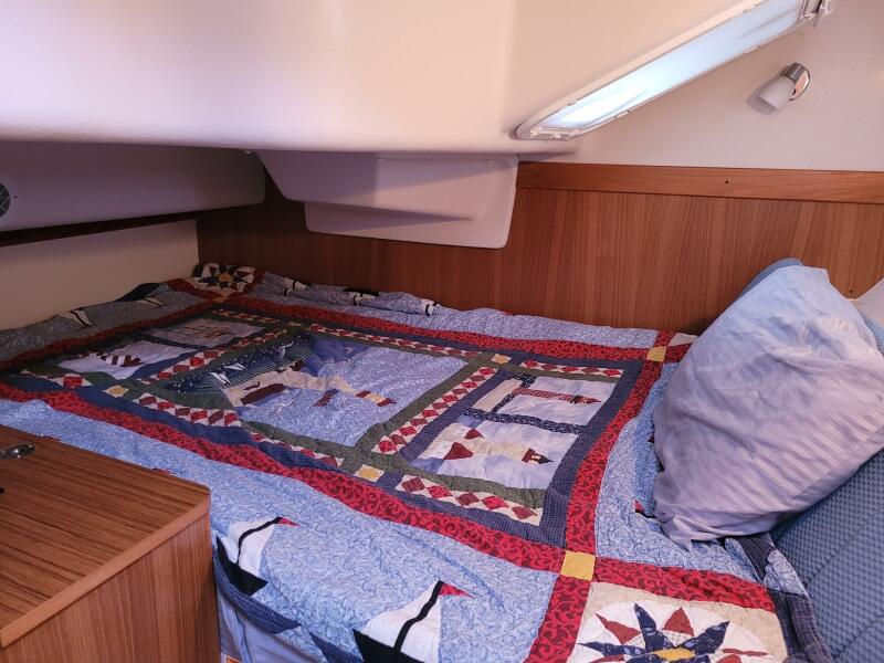 2009 Catalina 375