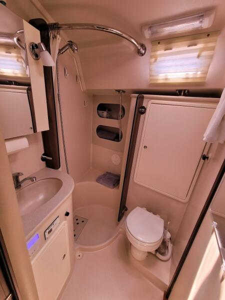 2009 Catalina 375
