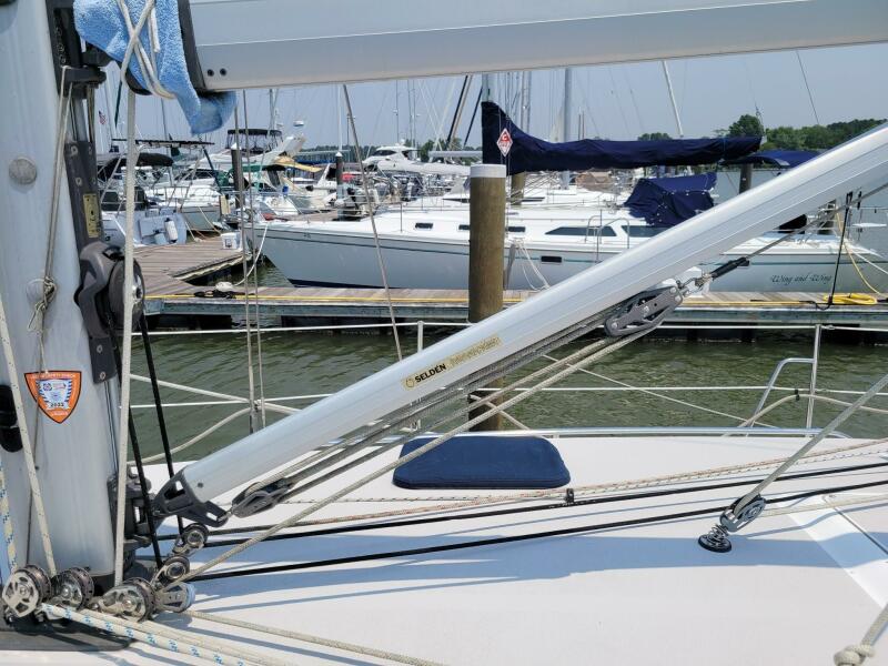 2009 Catalina 375