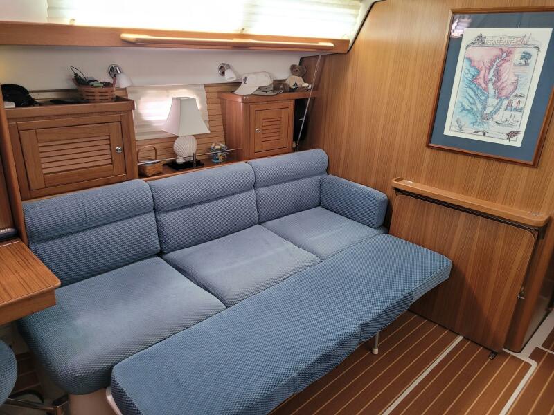 2009 Catalina 375