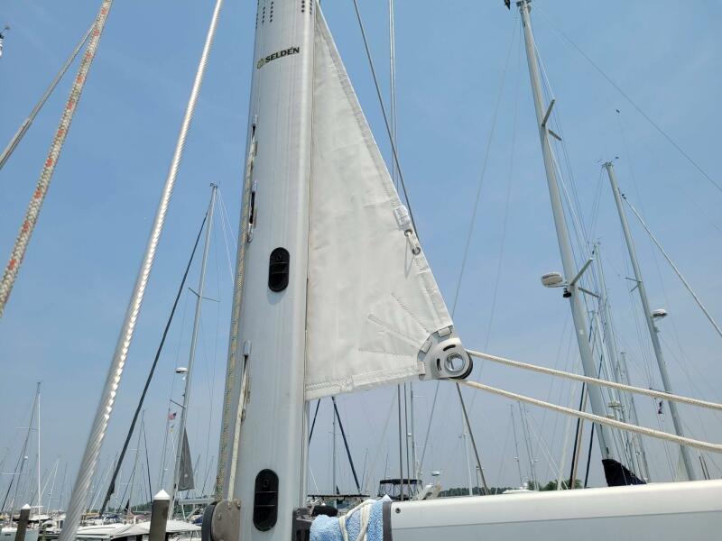 2009 Catalina 375