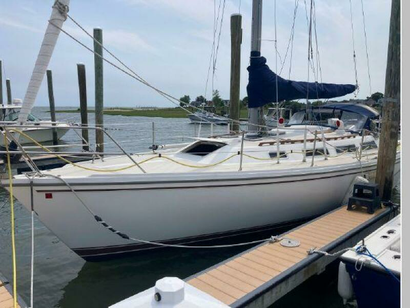 Sanweka 36ft Catalina Yacht For Sale