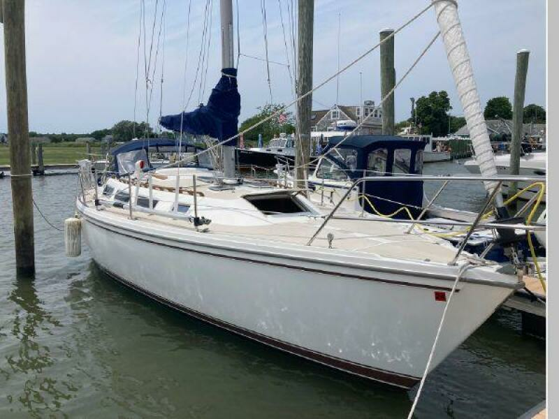 Sanweka 36ft Catalina Yacht For Sale