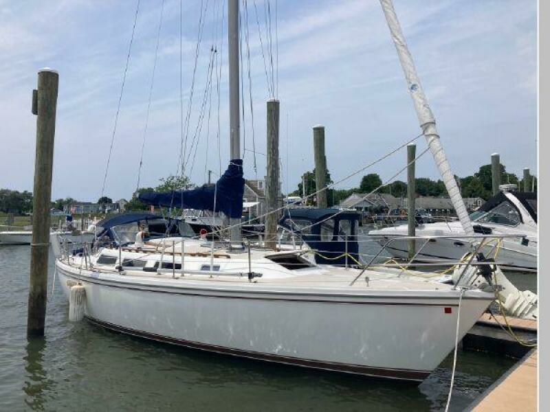 Sanweka 36ft Catalina Yacht For Sale